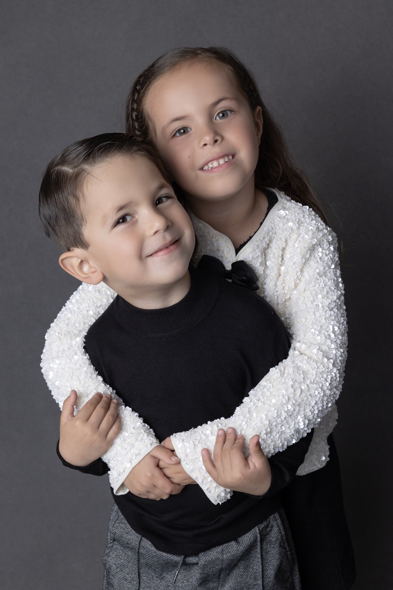 Retrato de hermanos fotografía profesional Guadalajara